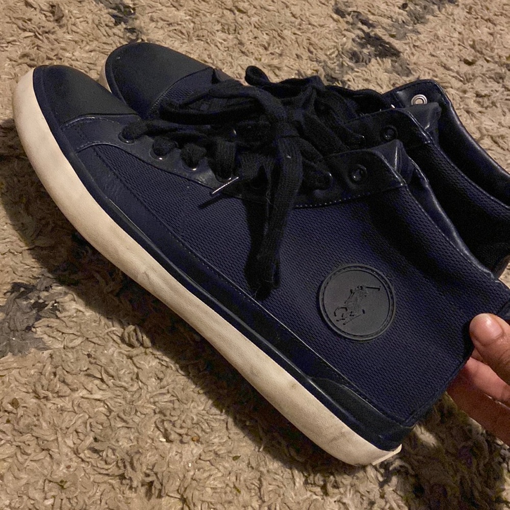 Mens shoes